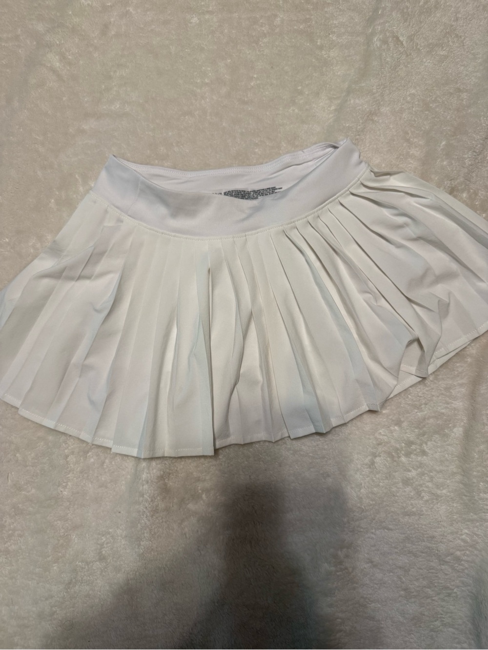 kid’s all in motion White Pleated Skater Skirt | Size Small 6/7